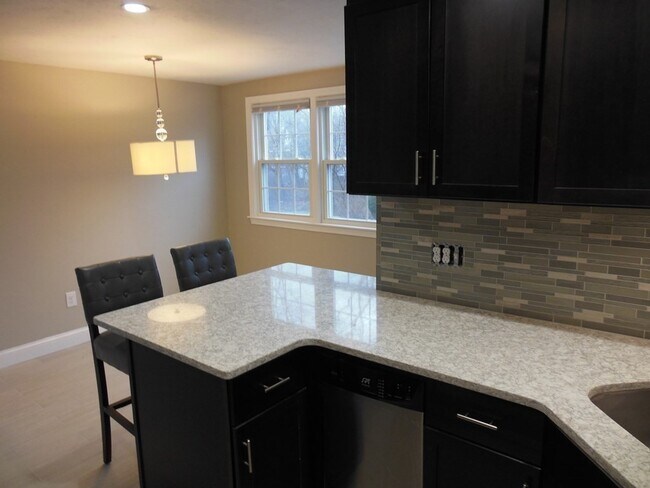 Foto del edificio - 84 Hooper Rd