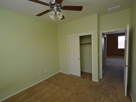 Foto del edificio - Tucson NEWLY REMODELED FAMILY HOME