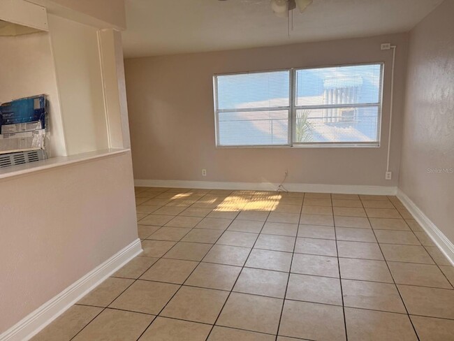 Building Photo - 1327 43rd St S