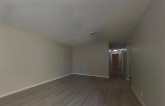 Foto del edificio - Available And Ready Now!