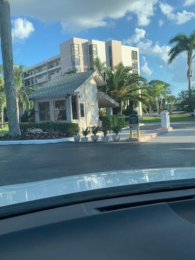 Building Photo - 6662 Boca Del Mar Dr