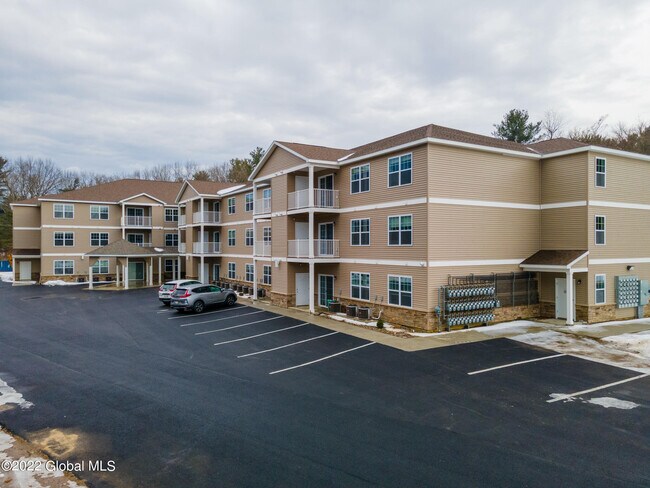 Foto del edificio - 6228-6230 Riitano Ln