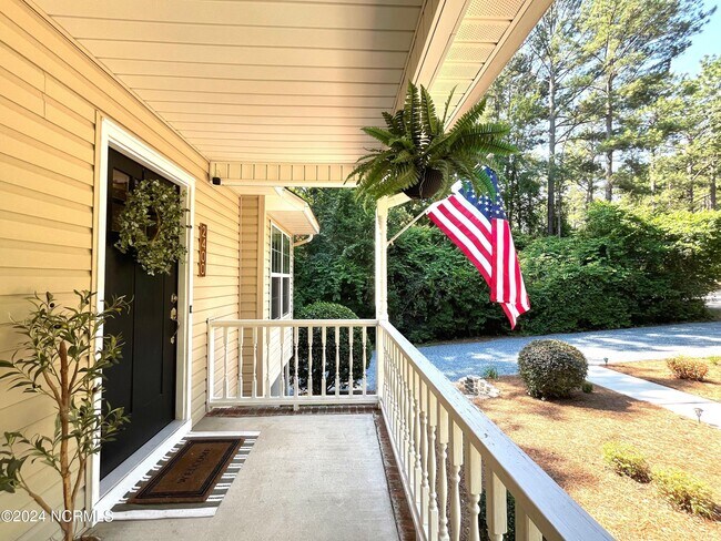 Foto del edificio - 2400 Longleaf Dr SW