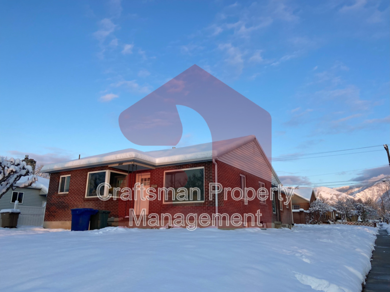 Primary Photo - 2697 Glenmare St