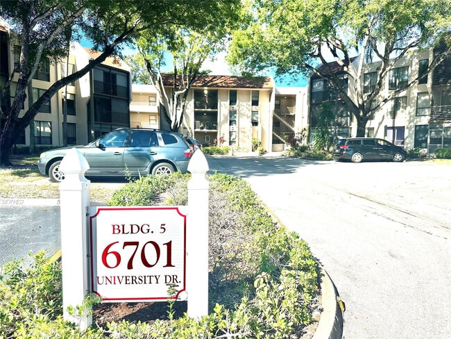 Building Photo - 6701 N University Dr