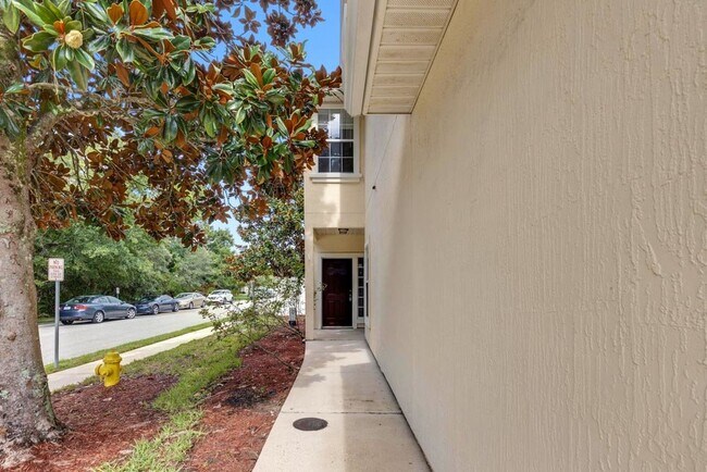 Building Photo - 300 Southern Branch Ln