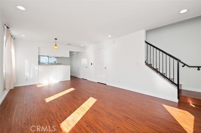 Foto del edificio - 1021 Coronado Terrace