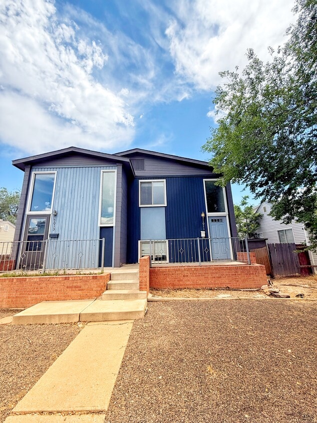 Building Photo - 1011 Belford Ave