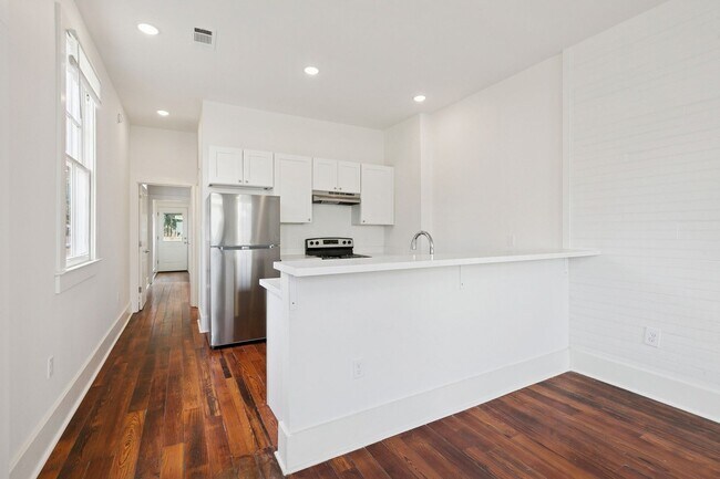 Foto del edificio - 2318 St Andrew St