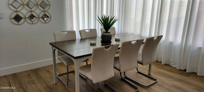 Foto del edificio - 1854 Gaviota Ct