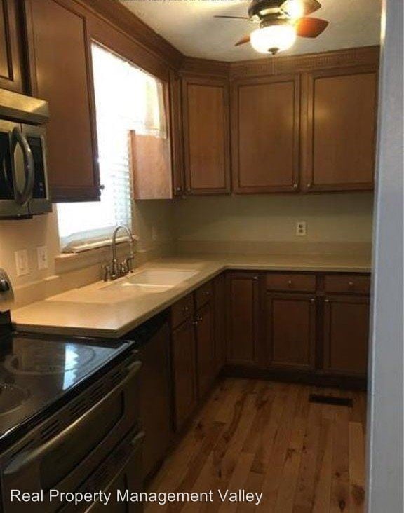 Building Photo - 3 br, 1.5 bath House - 4 James Street