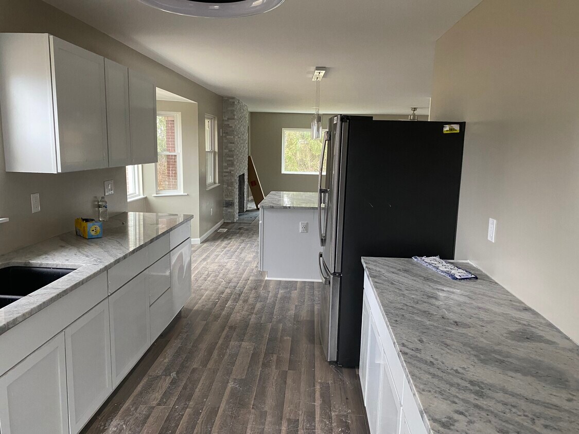 Foto principal - 3348 Phillipsburg Union Rd