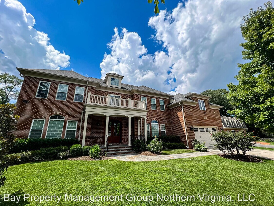 Primary Photo - 6 br, 6.5 bath House - 7008 Hamel Hill Ct.