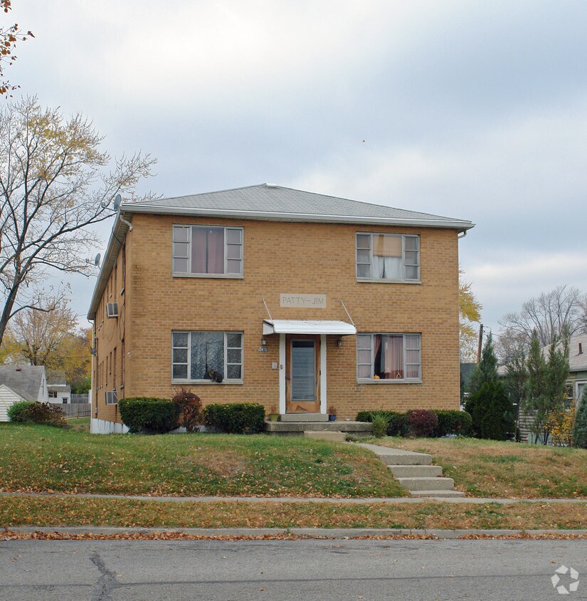 Primary Photo - 2415 Kennedy Ave