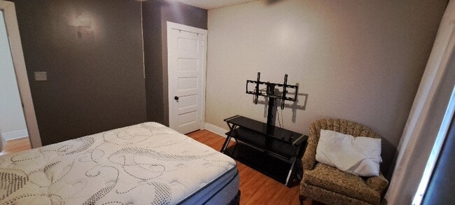 Foto del edificio - 228 2nd St