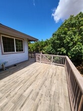 Building Photo - 233 Hale Kai St