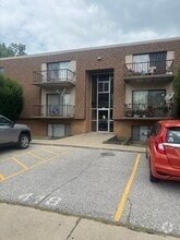 Building Photo - 6602 Hearne Rd