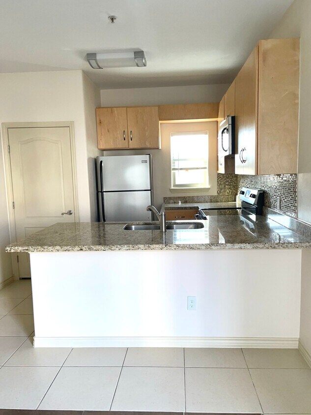 7615 Laguna Del Mar Ct, Laredo, TX 78041 Apartments in Laredo, TX