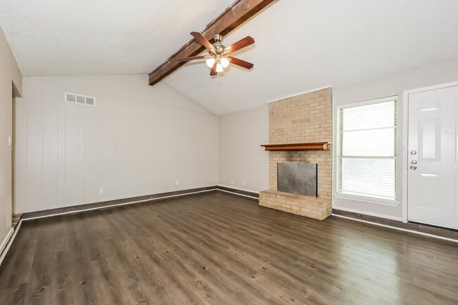 Building Photo - 7517 Marlinda Cir