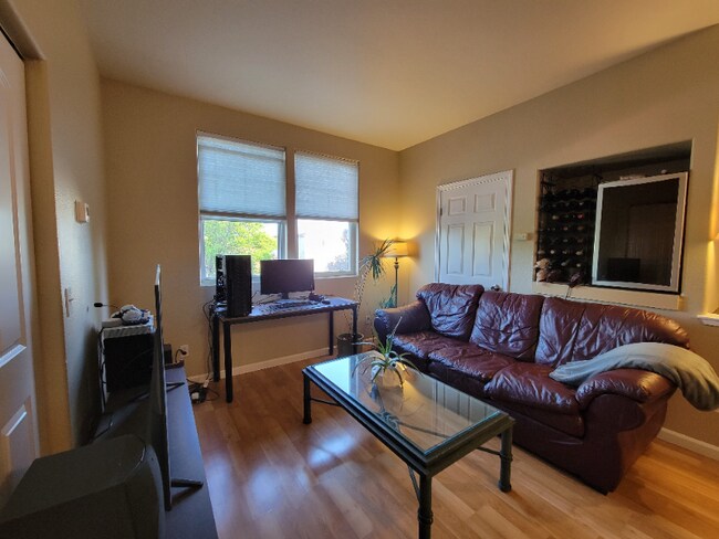 Foto del edificio - 3933 Match Point Ave