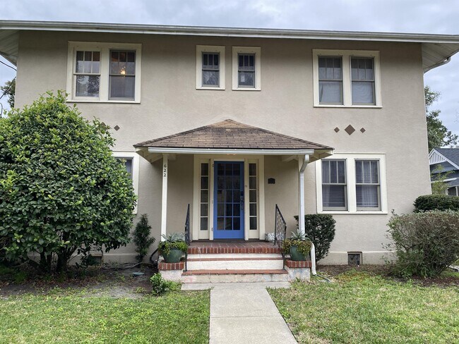 Foto del edificio - 622 Harwood Street - 2