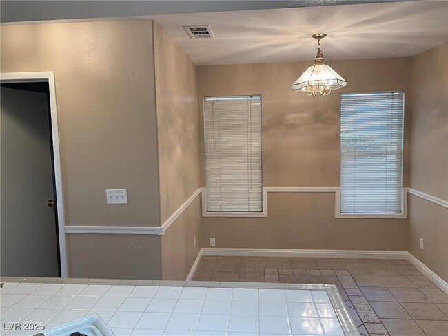Foto del edificio - 8240 Peaceful Canyon Dr