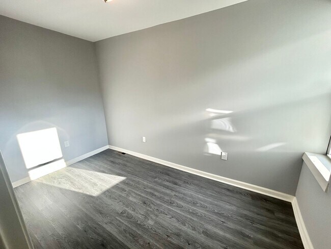 Building Photo - Anika Homes 3 Bedroom