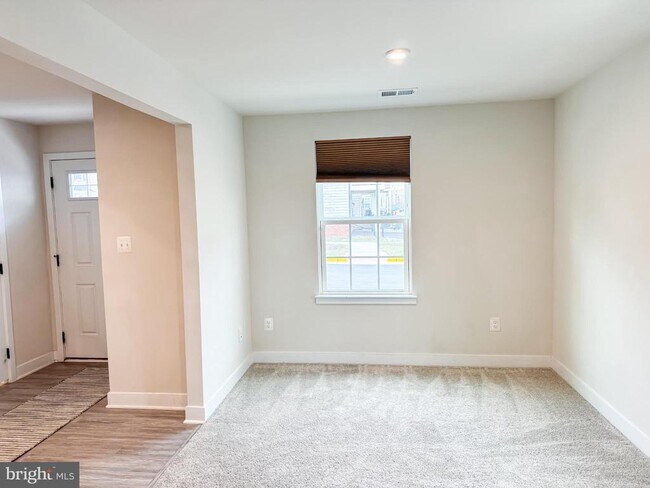 Building Photo - 24604 Cervelo Ter