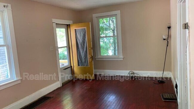 Building Photo - 43 18th St