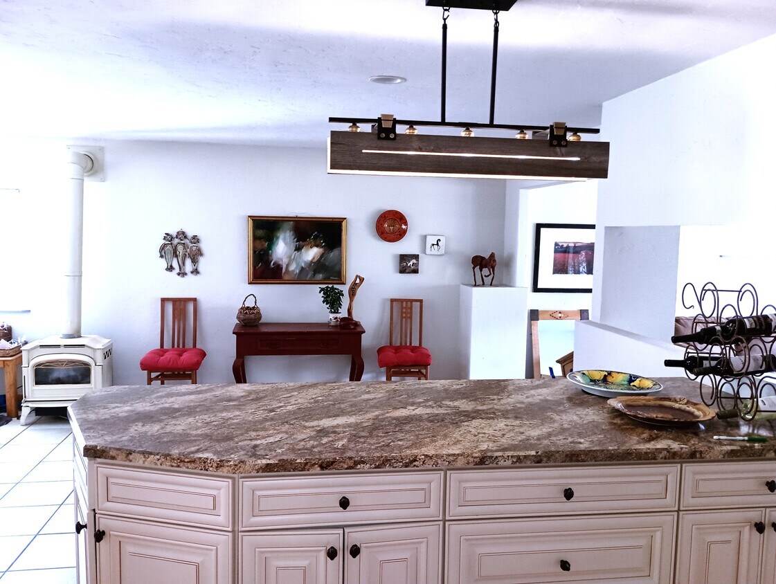 Foto principal - 73 Cooper Dr