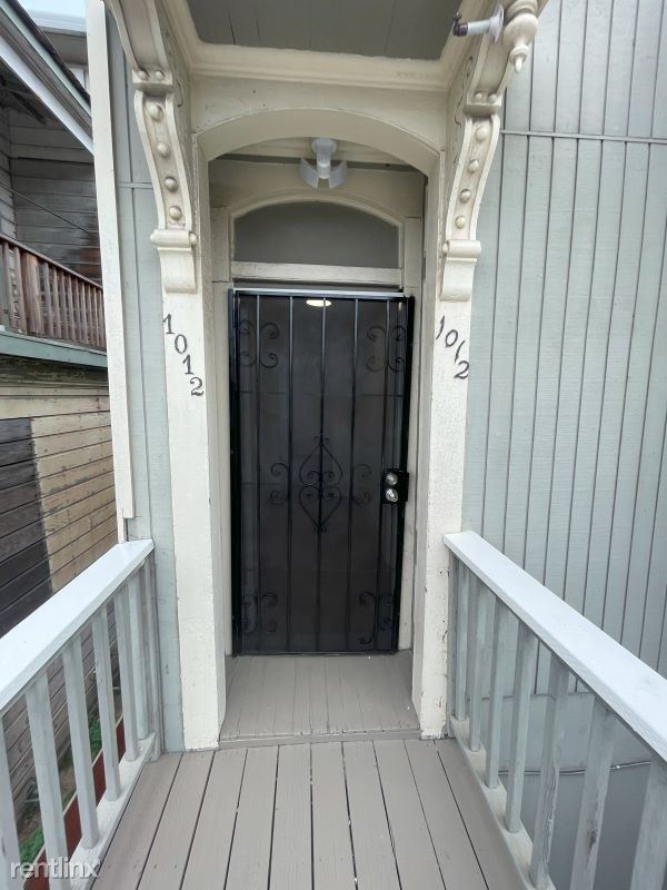 Building Photo - 2 br, 1 bath Duplex - 1012 Wood St