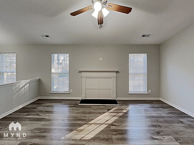 Foto del edificio - 6902 Kentucky Derby Dr