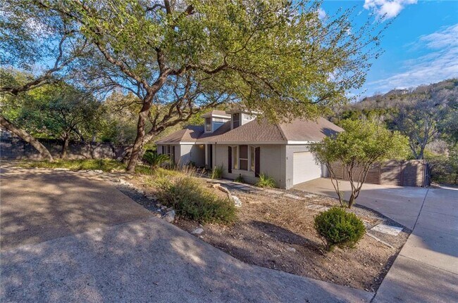 Building Photo - 9011 Spicebrush Dr