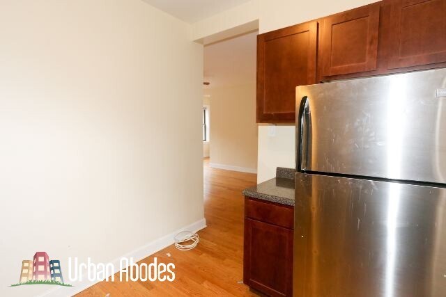 Foto del edificio - 3721 N Pine Grove Ave