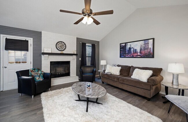 Foto del edificio - 2207 S Nettleton Ave