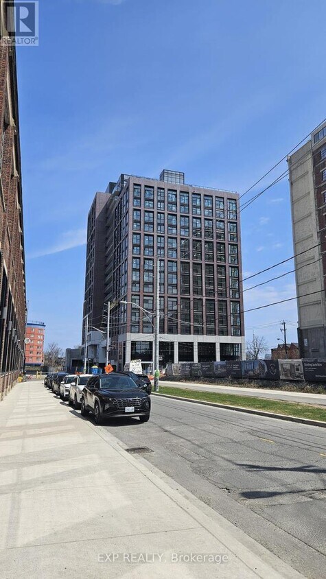 Photo principale - 181-181 Sterling Rd
