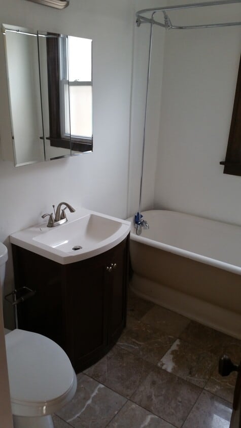 Building Photo - 6731 S Rockwell St