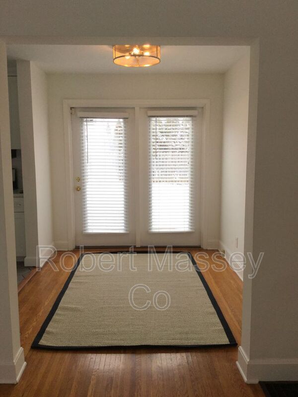 Foto del edificio - 4309 Briarwood Rd
