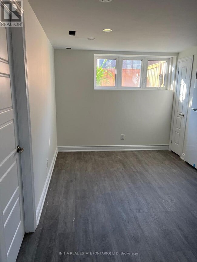 Building Photo - 772 Magnolia Tsse.