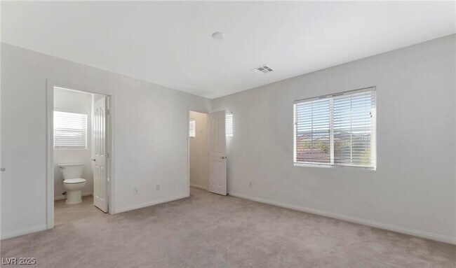 Building Photo - 9764 Bedstraw St