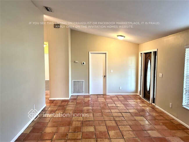 Foto del edificio - 231 Bobwhite Rd