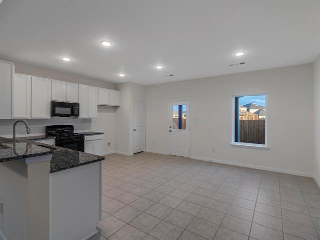 Building Photo - 2115 Callahan Dr