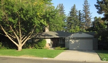 Building Photo - 4308 Kenston Way