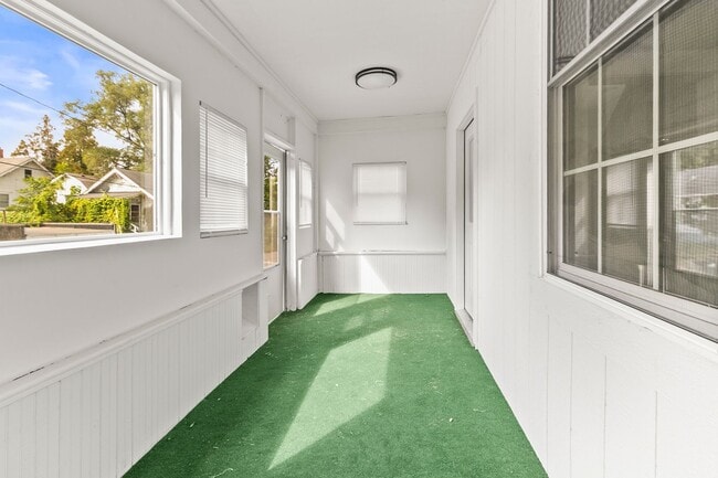 Building Photo - 3940 Arbor