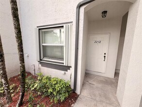 Building Photo - 2232 SE 26th Ln