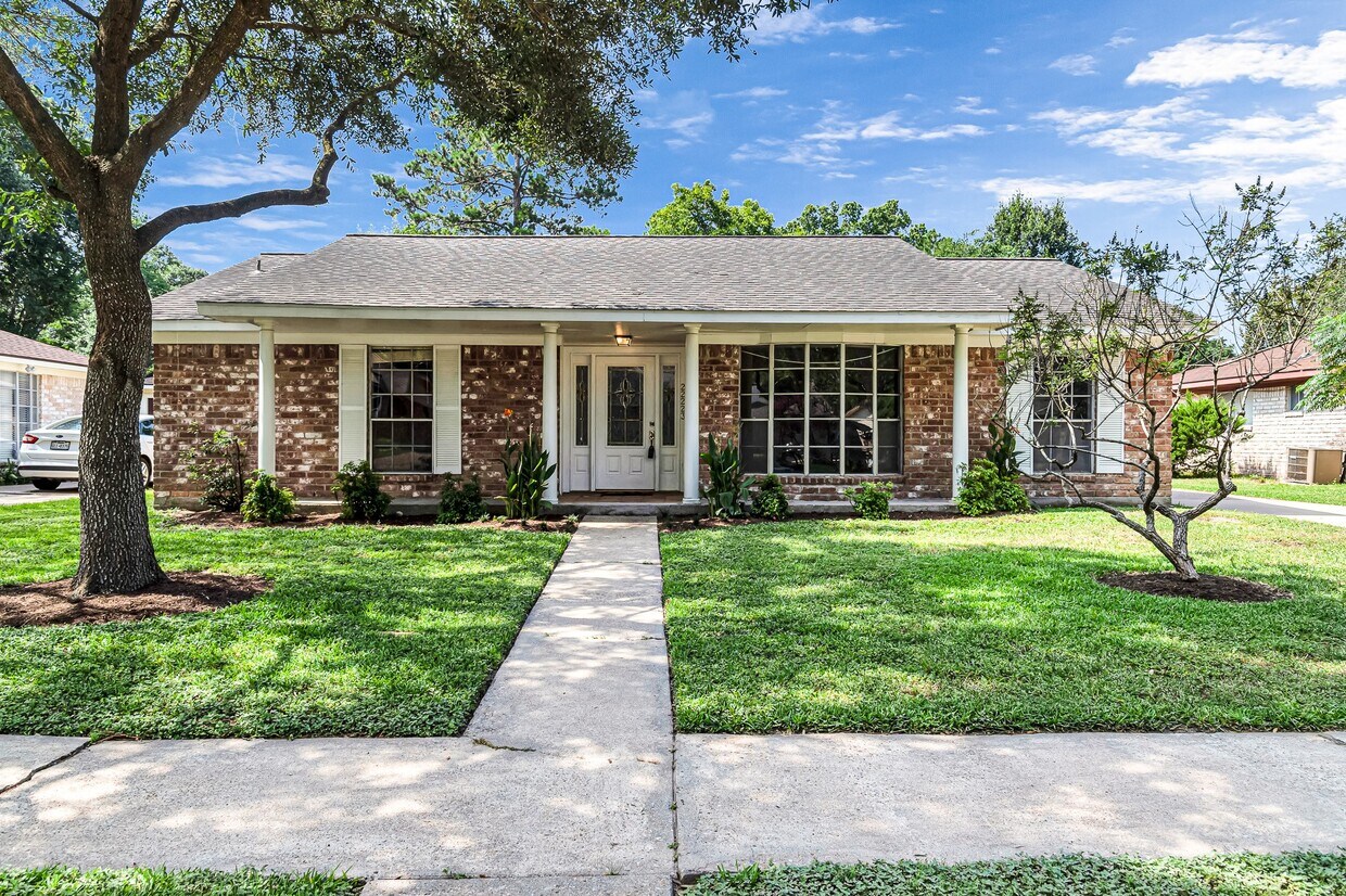 Primary Photo - 22223 Hockaday Dr
