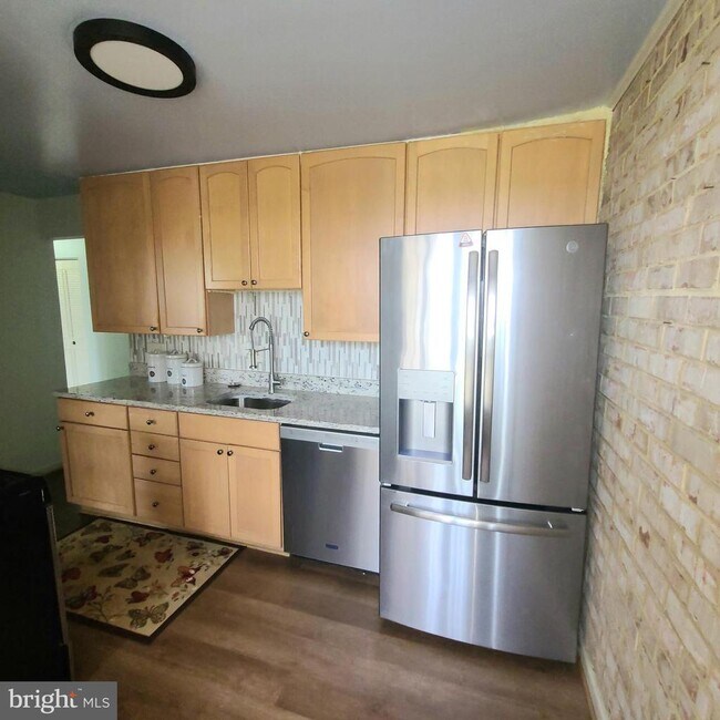 Foto del edificio - 3319 Huntley Sq Dr