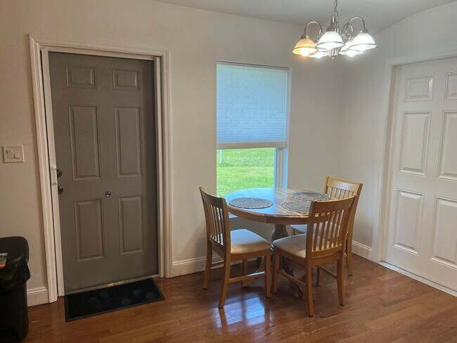 Foto del edificio - 6404 SW Woodham St