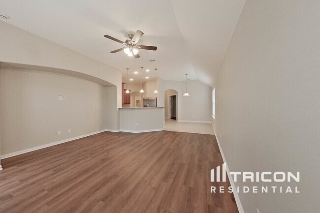 Foto del edificio - 6332 Spring Ranch Dr