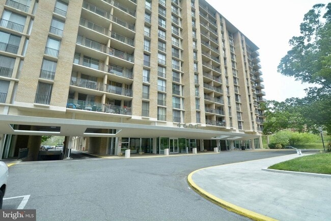 Photo - Bright 1BR 1B Condo | All Utilities Included | Arlington
